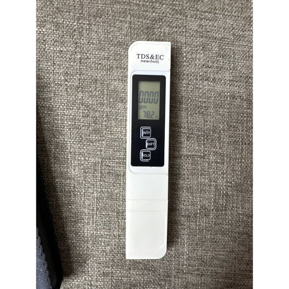 E-1 Portable TDS & EC Meter With Digital LCD For Water Quality Testing - Picture 2 of 6
